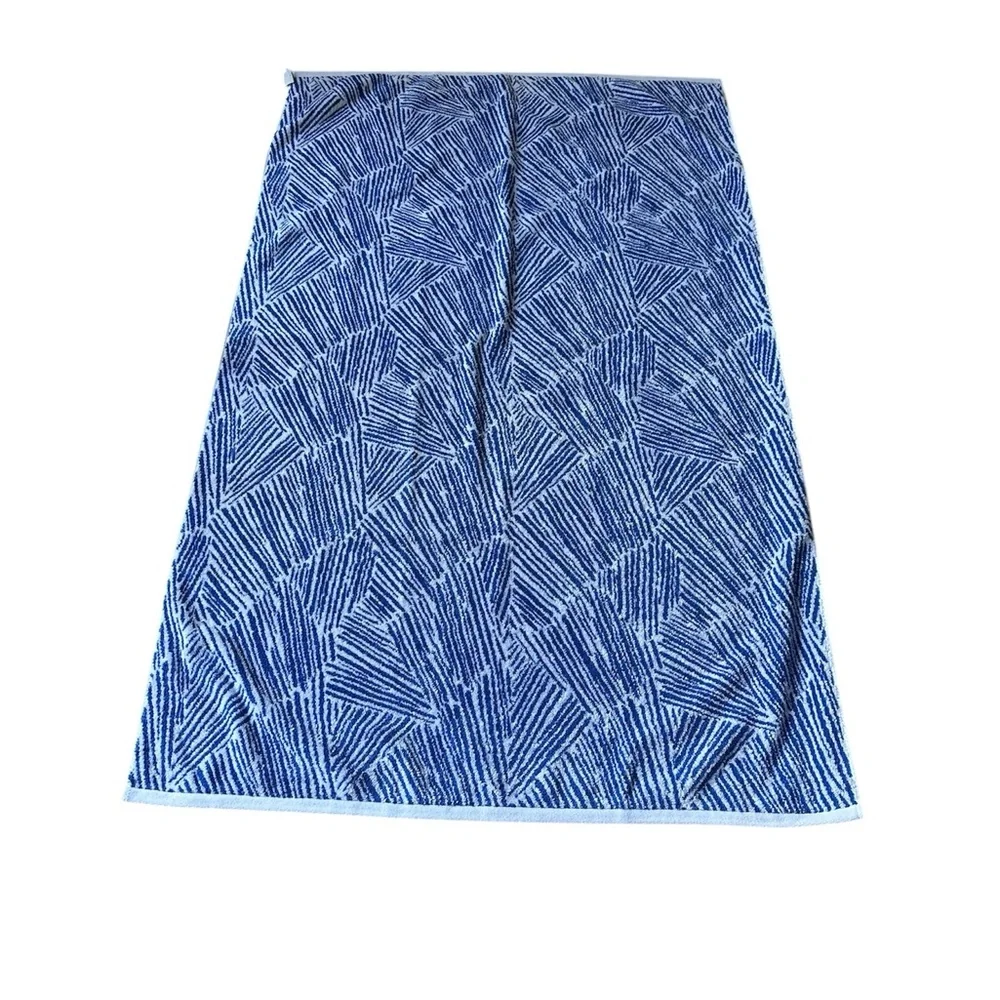 Yves DeLorme XL bath sheet or beach towel * 1 towel*